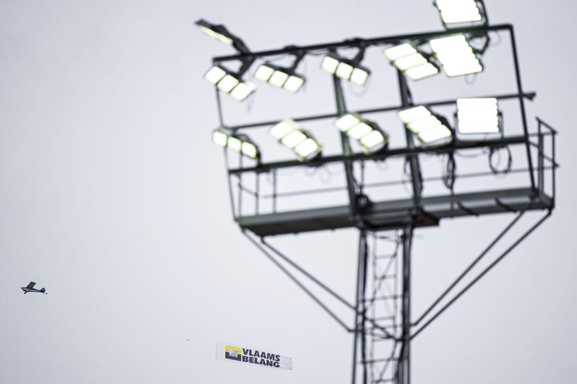 Illustration picture shows a publicity airplane of 'Vlaams Belang' during a soccer match between Royal Antwerp FC and RSC Anderlecht, Sunday 04 August 2024 in Antwerp, on day 2 of the 2024-2025 season of the 'Jupiler Pro League' first division of the Belgian championship. BELGA PHOTO TOM GOYVAERTS