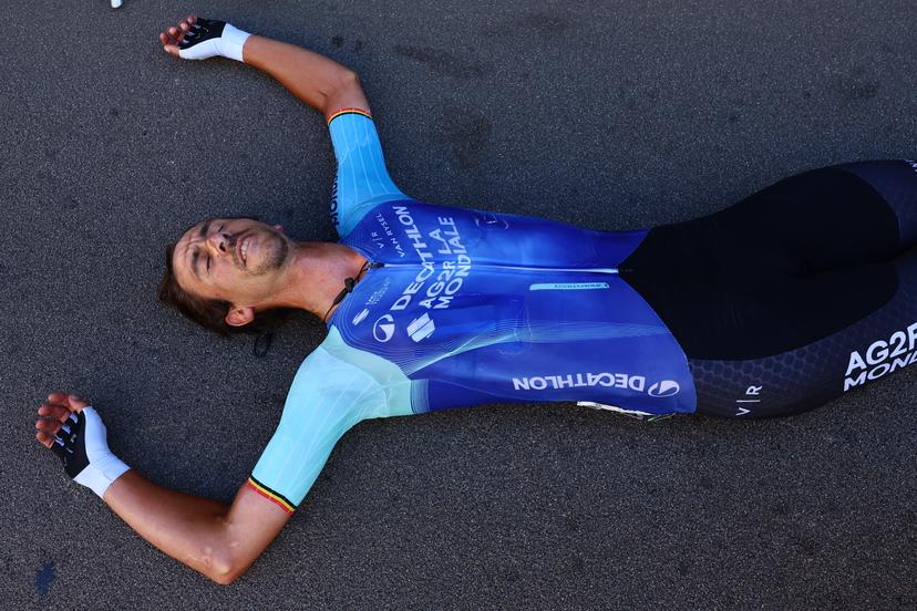 Belgian Dries De Bondt of Decathlon AG2R La Mondiale Team is exhausted after finishing third place at the fifth and last stage of the 'Renewi Tour' multi-stage cycling race, 185km from and to Leuven on Sunday 24 August 2025. The five-day race takes place in Belgium and the Netherlands.  BELGA PHOTO DAVID PINTENS