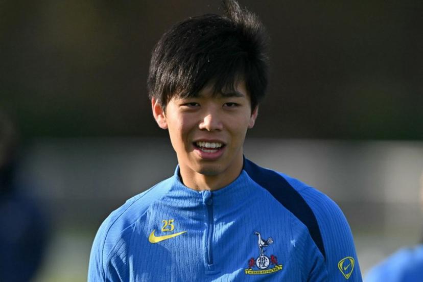 Tottenham Hotspur's Japanese defender #25 Kōta Takai attends a team training session at the Tottenham training centre in Enfield, north London, on November 25, 2025, on the eve of their UEFA Champions League league phase football match against Paris Saint-Germain.   Glyn KIRK / AFP