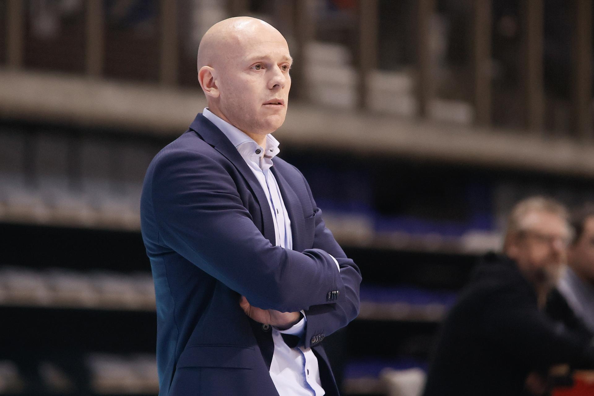 Liege's head coach Lionel Bosco pictured during the basketball match between Liege Basket and Okapi Aalst, Friday 05 November 2021 in Liege, on day 8 of the National Round Belgium in the 'BNXT League' Belgian first division basket championships. BELGA PHOTO BRUNO FAHY