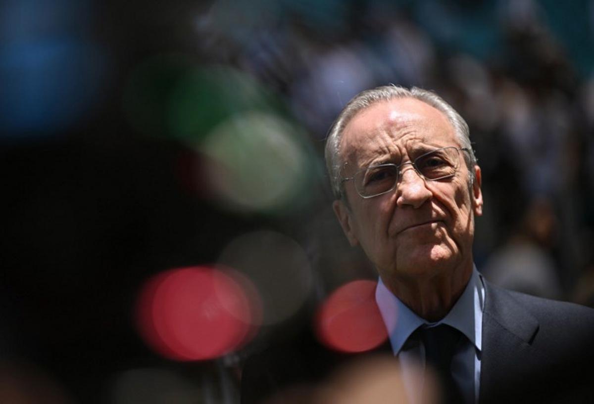 Real Madrid's President Florentino Perez arrives ahead of the FIFA Club World Cup 2025 Group H football match between Spain's Real Madrid and Saudi's Al-Hilal at the Hard Rock stadium in Miami on June 18, 2025.  PATRICIA DE MELO MOREIRA / AFP