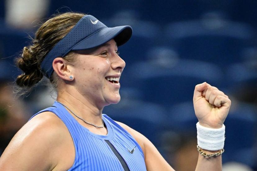 USA's Amanda Anisimova reacts after winning her women's singles quarter-final match against Italy's Jasmine Paolini at the China Open tennis tournament in Beijing on October 2, 2025.  GREG BAKER / AFP