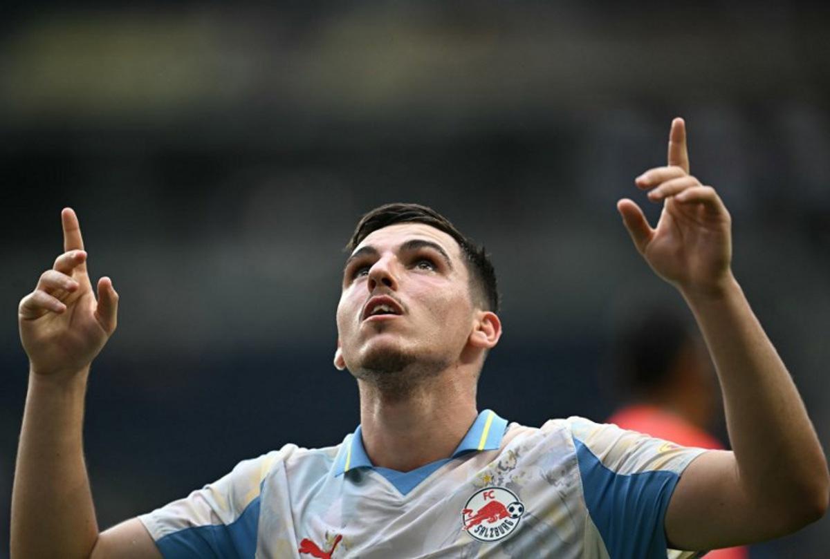 Salzburg's Israeli midfielder #30 Oscar Gloukh celebrates scoring his team's first goal during the FIFA Club World Cup 2025 Group H football match between Mexico's Pachuca and Austria's FC Salzburg at the TQL stadium in Cincinnati on June 18, 2025.  Paul ELLIS / AFP