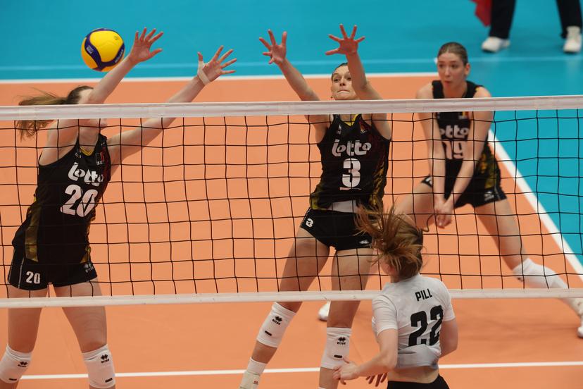 Belgium's Britt Fransen and Belgium's Britt Herbots fight for the ball during a volleyball match between Belgium's national women's volleyball team, the Yellow Tigers, and the Estonian national women's volleyball team, in match 3/6 of the League Round of the European Golden League women, in Beveren, Friday 24 May 2024. BELGA PHOTO VIRGINIE LEFOUR