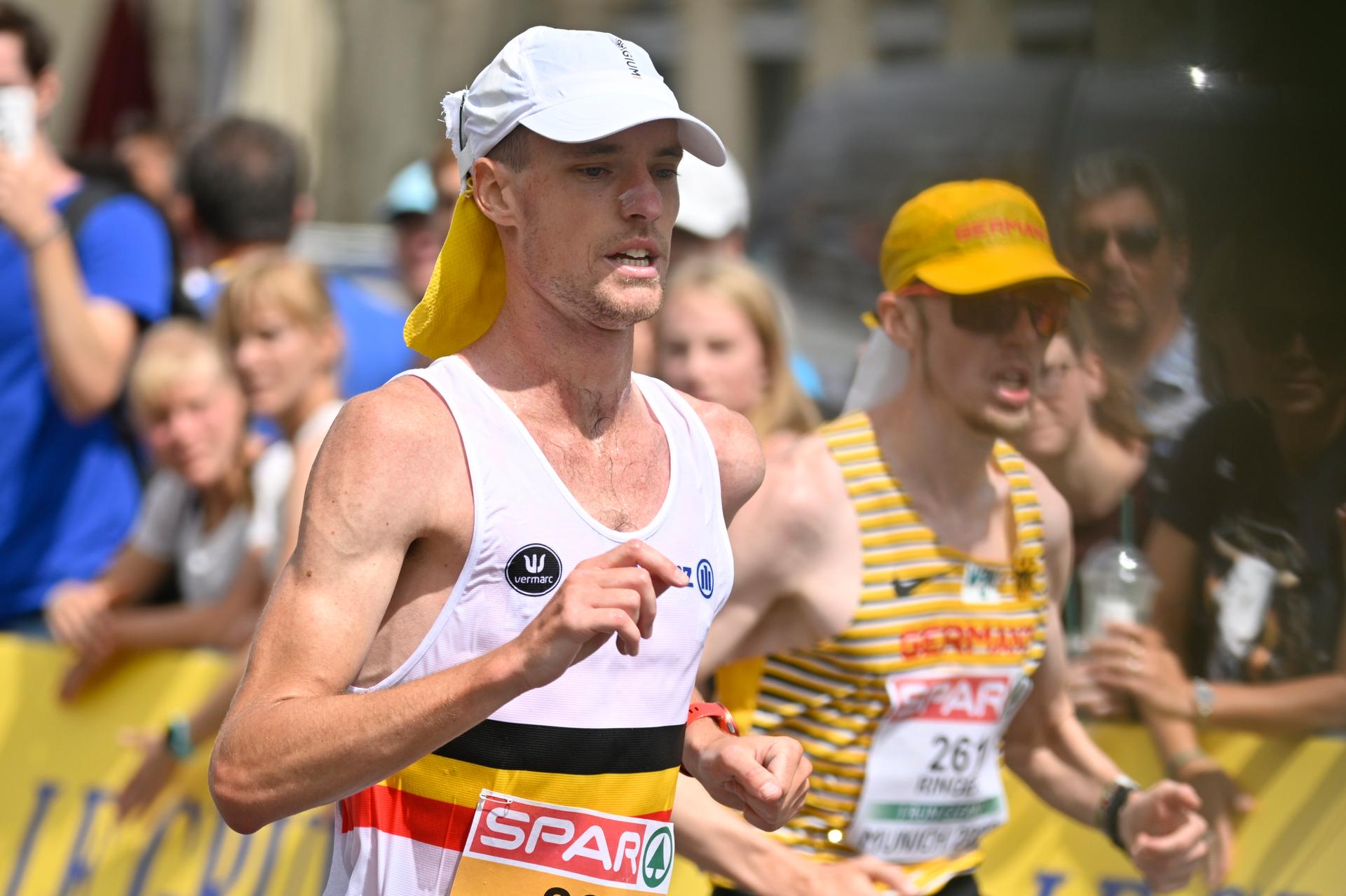 Belgian Koen Naert pictured in action during the men marathon race on the first day of the Athletics European Championships, at Munich 2022, Germany, on Monday 15 August 2022. The second edition of the European Championships takes place from 11 to 22 August and features nine sports.  BELGA PHOTO ERIC LALMAND