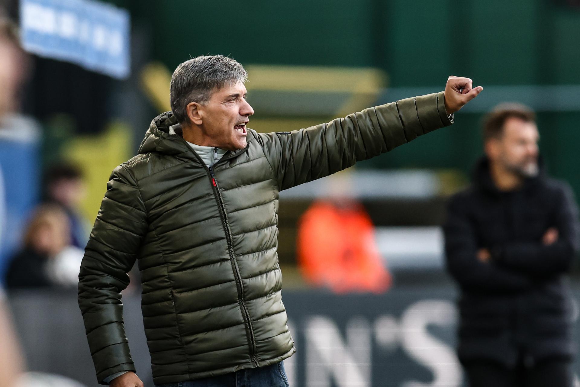 OHL's new head coach Felice Mazzu pictured during a soccer match between Oud-Heverlee Leuven and KAA Gent, Sunday 02 November 2025 in Leuven, on day 13 of the 2025-2026 'Jupiler Pro League' first division of the Belgian championship. BELGA PHOTO BRUNO FAHY