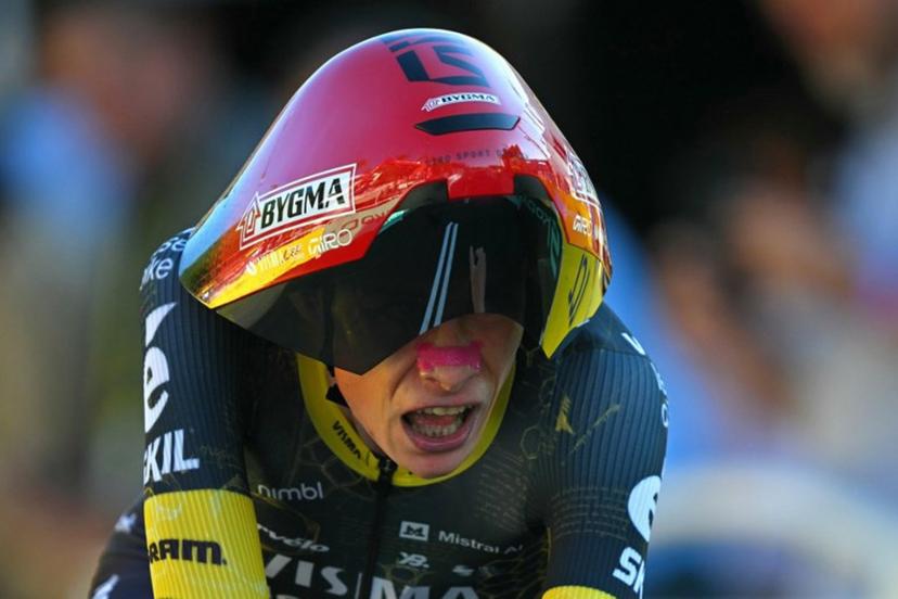 Team Visma | Lease a Bike's Danish rider Jonas Vingegaard cycles to the finish line of the 1st stage of the 113th edition of the Tour de France cycling race, a 19,6 km team time trial stage in and around Barcelona in northeastern Spain, on July 4, 2026.  Loic VENANCE / AFP