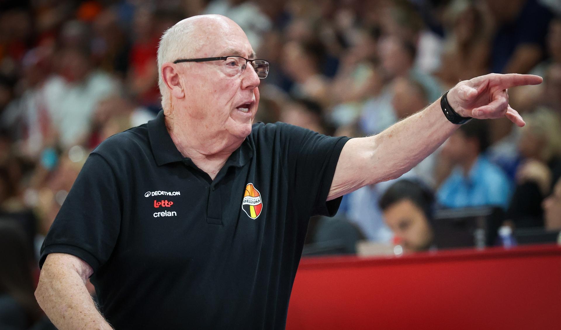 Belgium's head coach Mike Thibault gestures during the third game and the last in the group stage (group C) between Belgian national women team 'the Belgian Cats' and Czech Republic national team, in Brno, Czech Republlic, on Sunday 22 June 2025, at the FIBA Women's EuroBasket 2025. BELGA PHOTO VIRGINIE LEFOUR