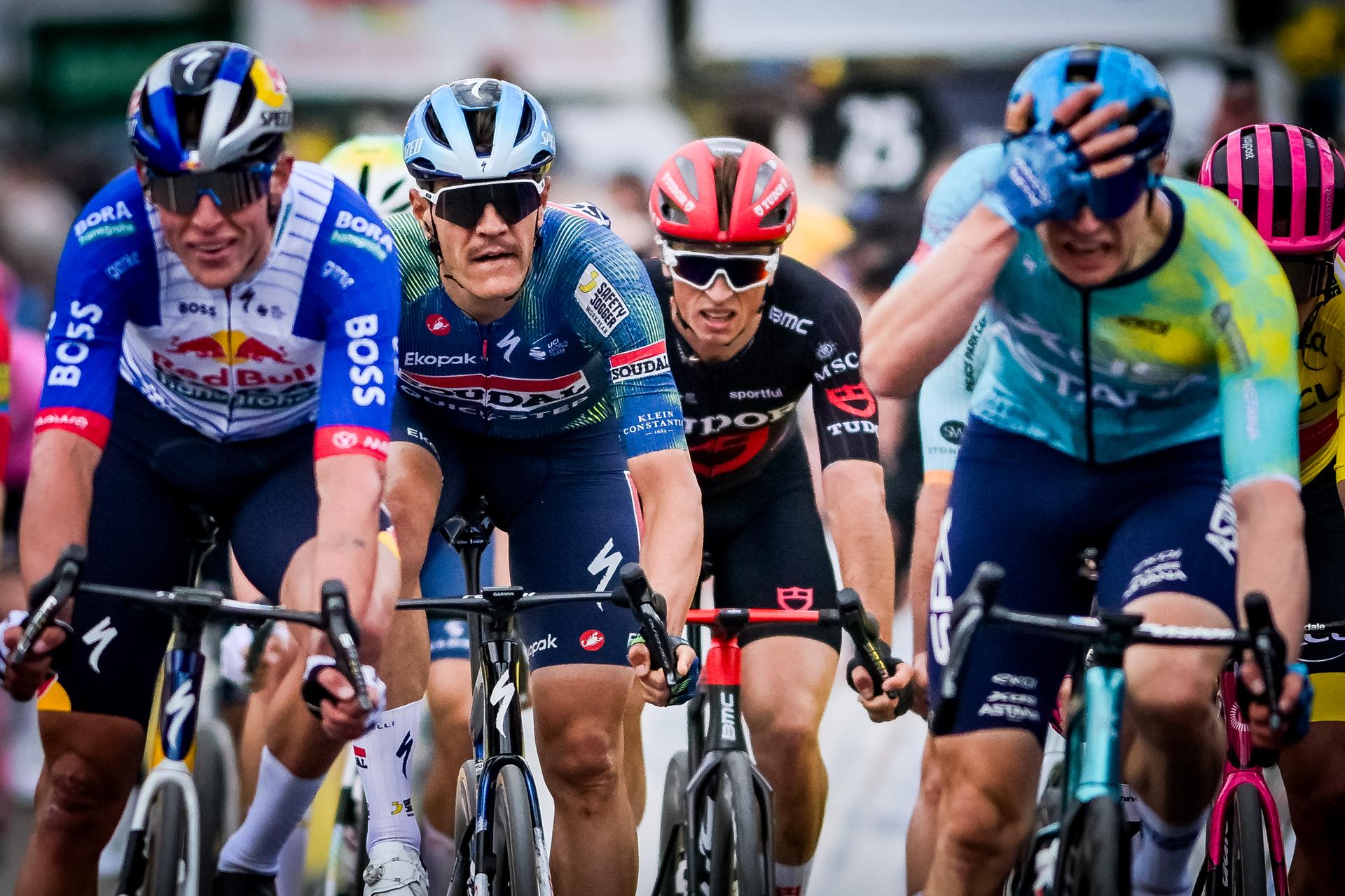 New Zealander Laurence Pithie of Red Bull-BORA-hansgrohe, Belgian Jasper Stuyven of Soudal Quick-Step and German Max Kanter of XDS Astana Team sprint to the finish of the second stage of 84th edition of the Paris-Nice cycling race, 187 km from Epone to Montargis, Monday 09 March 2026. BELGA PHOTO DAVID PINTENS