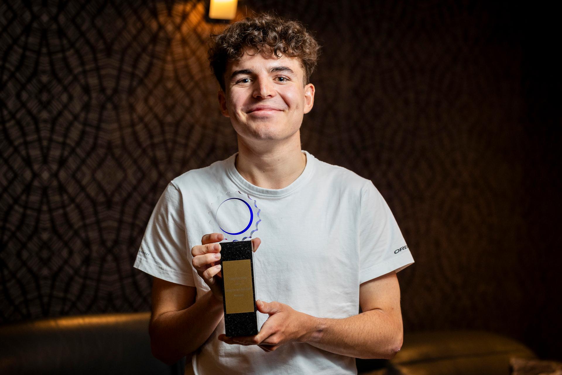 ATTENTION EDITORS - HAND OUT PICTURE - EDITORIAL USE ONLY - MANDATORY CREDIT 'DPG MEDIA'  Undated file picture shows Jarno Widar, best male U23 posing as winner of the trophy of the 'Kristallen Fiets' (Crystal Bike - Velo de Cristal) for the 2025 cycling season, organized by Flemish newspaper Het Laatste Nieuws, Monday 17 November 2025. Belga and Belga editorial board decline all responsability regarding the content of this picture. PHOTO HANDOUT - DPG MEDIA