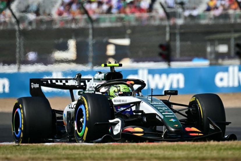 McLaren's British driver Lando Norris drives during the Formula One British Grand Prix at the Silverstone motor racing circuit in Silverstone, central England, on July 5, 2026.  Ben STANSALL / AFP