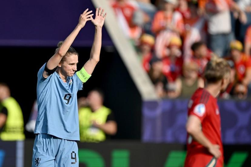 Netherlands' forward #09 Vivianne Miedema celebrates after scoring the team's first goal during the UEFA Women's Euro 2025 Group D football match between Wales and The Netherlands at the Allmend Stadion Luzern in Lucerne on July 5, 2025.  Fabrice COFFRINI / AFP