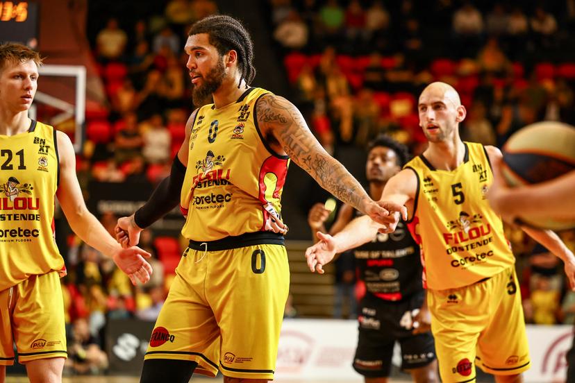 Oostende's Timmy Allen and Oostende's Marijn Ververs celebrates after winning a basketball match between BC Oostende and Spurs Kortrijk, Thursday 22 May 2025 in Oostende, the second leg of the best-of-5 semi-finals in the playoffs of the 'BNXT League' Belgian/ Dutch first division basket championship. BELGA PHOTO DAVID PINTENS