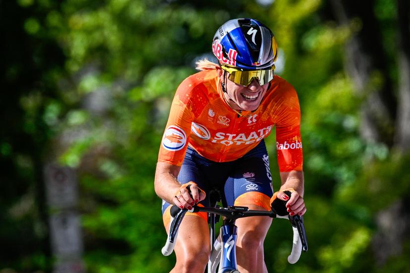 Dutch Demi Vollering is pictured in action during the elite women Road Race race (180,4 km) at the cycling World Championship, in Montreal, Canada, Saturday 26 September 2026. The UCI road world championships are taking place from 20 to 27 September, in Montreal, Canada. BELGA PHOTO JASPER JACOBS