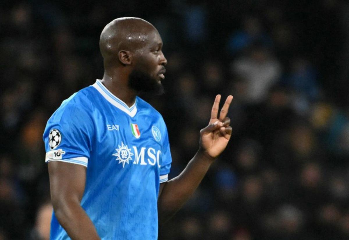 Napoli's Belgian forward #09 Romelu Lukaku gestures during the UEFA Champions League - league phase day 8 football match between Napoli and Chelsea at the Diego Armando Maradona stadium in Naples on January 28, 2026.  Alberto PIZZOLI / AFP