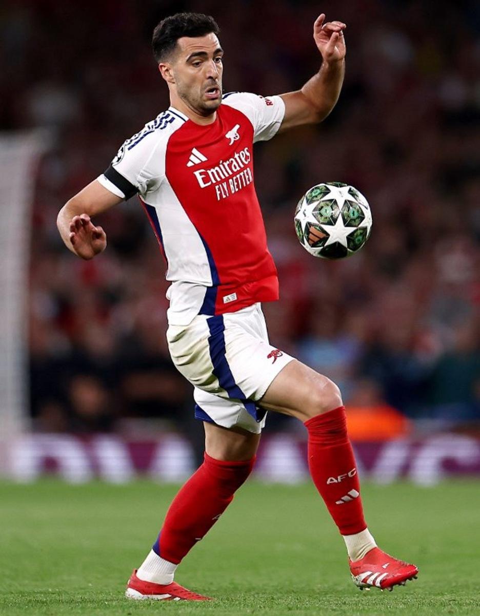 Arsenal's Spain's forward #23 Mikel Merino controls the ball during  the UEFA Champions League Semi-final First Leg football match between Arsenal and Paris Saint-Germain (PSG) at the Emirates Stadium in north London, on April 29, 2025. Paris Saint-Germain (PSG) won 1-0 against Arsenal. FRANCK FIFE / AFP