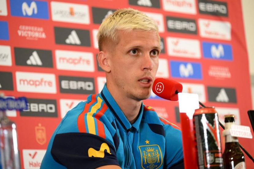 Spain's forward #10 Dani Olmo gives a press conference in Manhattan Beach, California on July 8, 2026, during the 2026 World Cup football tournament.  Patrick T. Fallon / AFP