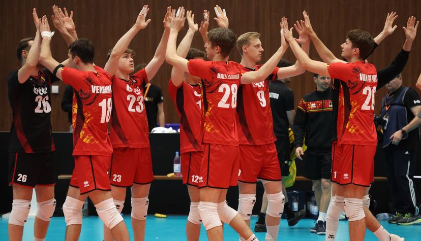 Belgium's players celebrate after winning a volleyball match between Belgium's national men's volleyball team, the Red Dragons, and the Azeri national men's volleyball team, in match 3/6 of the League Round of the European Golden League men, in Beveren, Friday 24 May 2024. BELGA PHOTO VIRGINIE LEFOUR