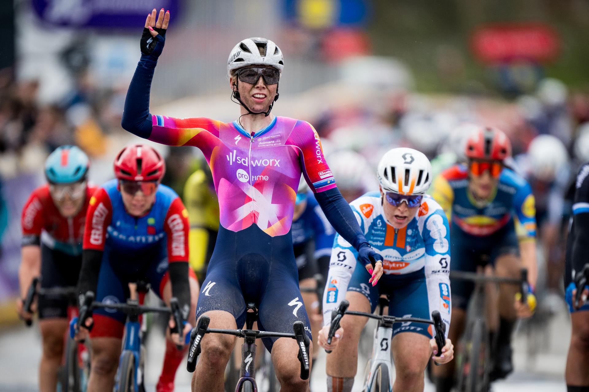 Dutch Lorena Wiebes of SD Worx - Protime crosses the finish line to win the women's race of the 'Scheldeprijs' one day cycling event, 130,5 km from Schoten to Schoten, Belgium on Wednesday 03 April 2024. BELGA PHOTO JASPER JACOBS