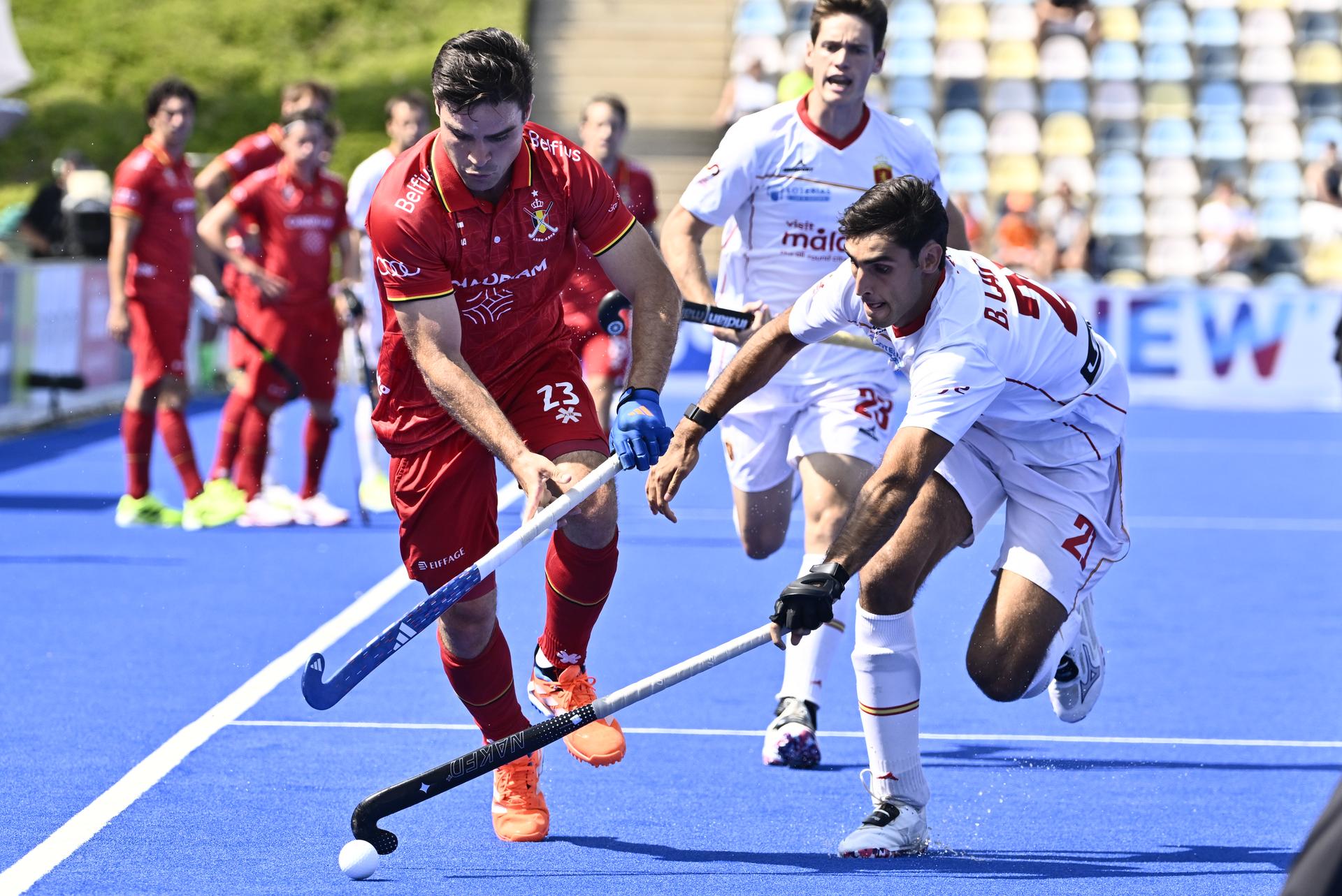 Belgium's Arthur de Sloover, pictured in action during and  a hockey game between Spain and the Belgian national team Red Lions, match 3/3 in the pool stage of the 2025 men's European championships, Tuesday 12 August 2025 in Monchengladbach, Germany.  BELGA PHOTO ERIC LALMAND