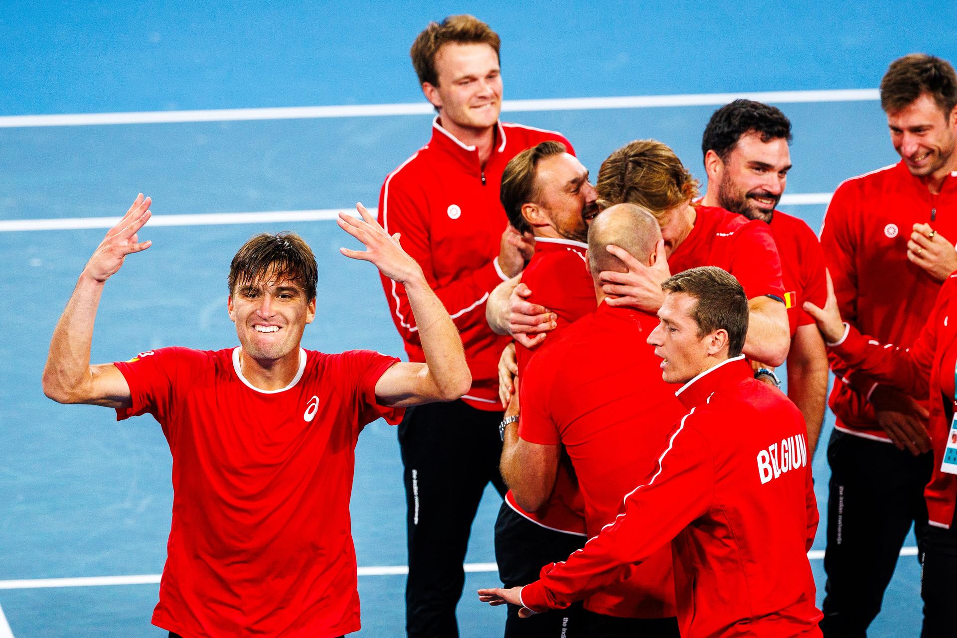 Belgian Raphael Collignon and celebrates with his team after winninga a tennis match between Belgian Collignon and Australian Thompson, during the qualifier of the Davis Cup, Sunday 14 September 2025, in Sydney, Australia. Belgium and Australia will compete this weekend in the second round of the Davis Cup qualifiers. BELGA PHOTO PATRICK HAMILTON