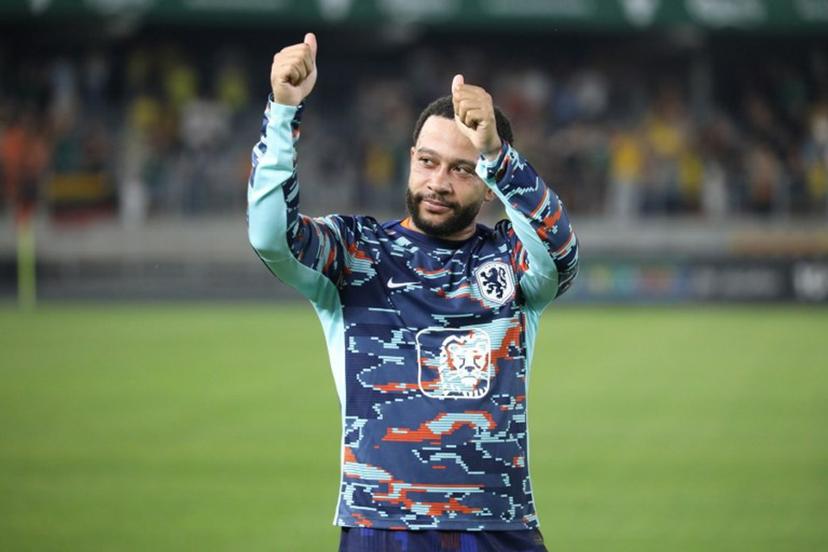 Netherlands' forward #10 Memphis Depay reacts after the 2026 World Cup qualifiers Europe zone group G football match between Lithuania and The Netherlands, on September 7, 2025 in Kaunas, Lithuania.  PETRAS MALUKAS / AFP