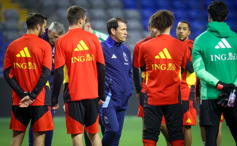 Belgium's head coach Rudi Garcia talks to his players during a training session of Belgian national soccer team the Red Devils in Astana, Kazakhstan on Friday 14 November 2025. Tomorrow they will meet Kazakhtstan, in qualifier 7/8 for the 2026 FIFA World Cup. BELGA PHOTO VIRGINIE LEFOUR