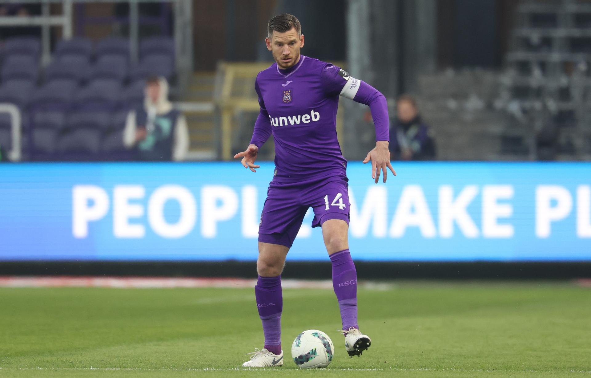 Anderlecht's Jan Vertonghen pictured in action during a soccer match between RSC Anderlecht and Cercle Brugge, Sunday 16 March 2025 in Brussels, on day 30 of the 2024-2025 season of the 'Jupiler Pro League' first division of the Belgian championship. BELGA PHOTO VIRGINIE LEFOUR