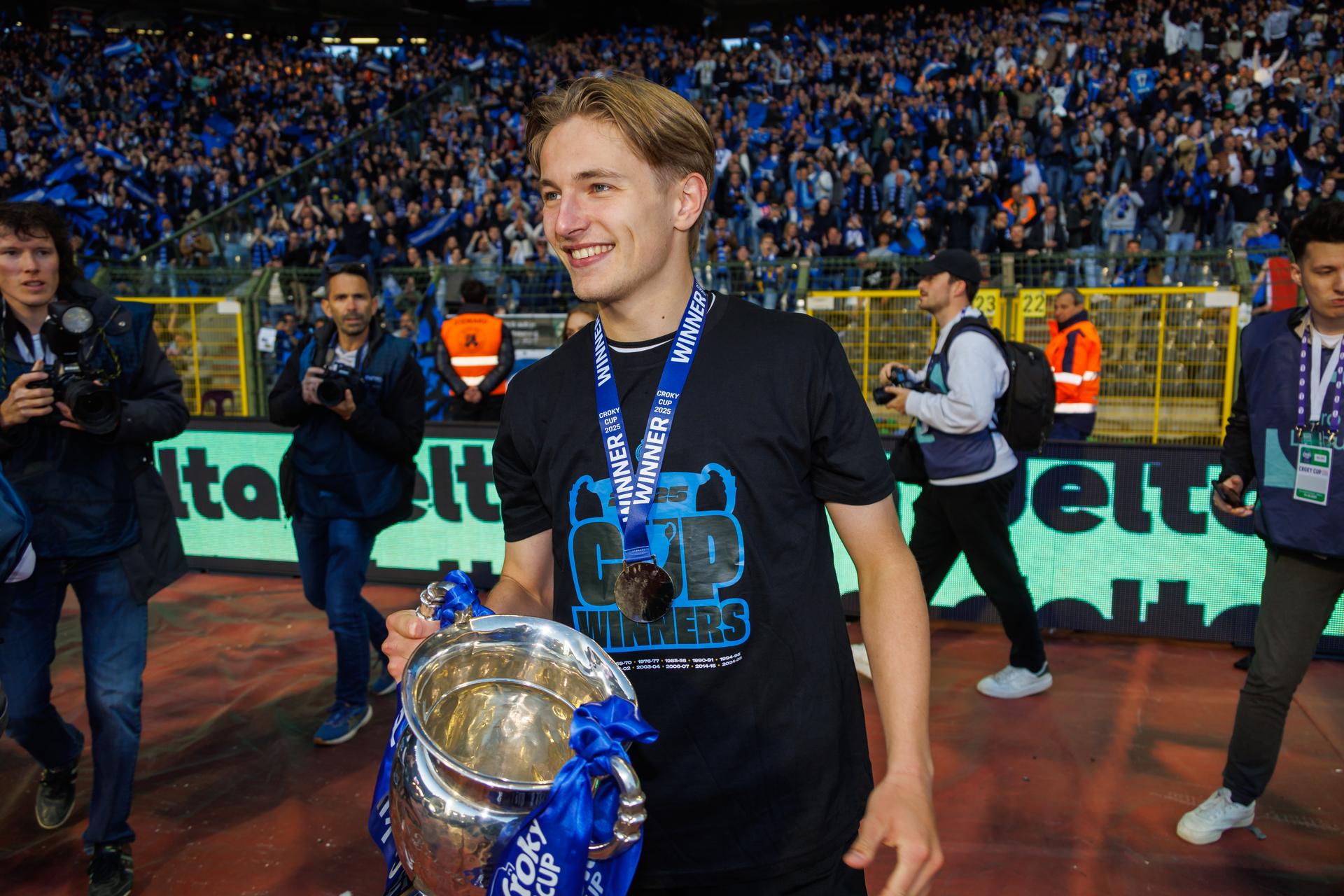 Club's Romeo Vermant celebrates after winning a soccer game between Club Brugge and RSC Anderlecht in Brussels, Sunday 04 May 2025, the final of the 'Croky Cup' Belgian soccer cup. BELGA PHOTO KURT DESPLENTER
