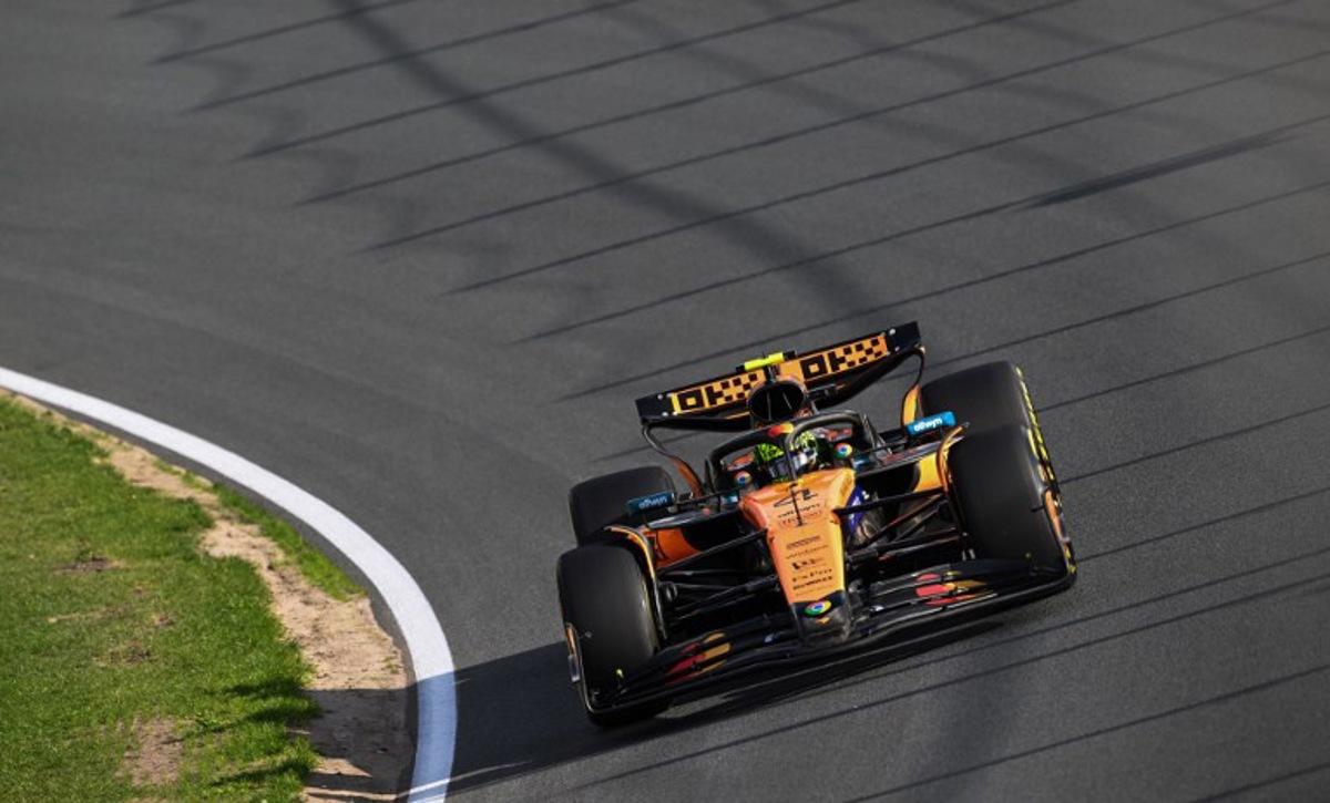 McLaren's British driver Lando Norris drives during the second practice session ahead of the Formula One Dutch Grand Prix at The Circuit Zandvoort, western Netherlands, on August 29, 2025.  NICOLAS TUCAT / AFP