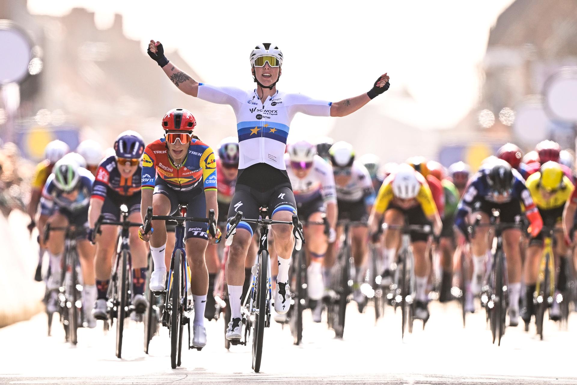 Dutch Lorena Wiebes of SD Worx-Protime wins the women elite 'Gent-Wevelgem - In Flanders Fields' one day cycling race, 169.1 km from Ieper to Wevelgem, Sunday 30 March 2025. BELGA PHOTO JASPER JACOBS