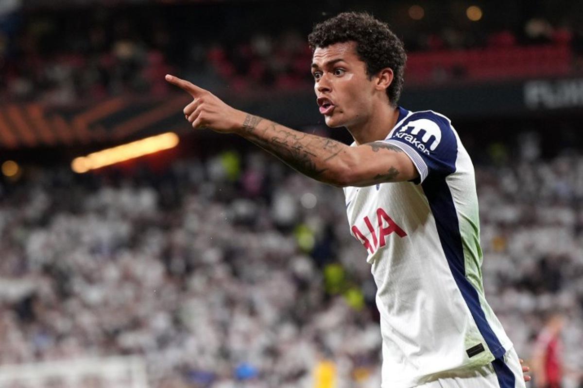 Tottenham Hotspur's Welsh forward #22 Brennan Johnson reacts during the UEFA Europa League final football match between Tottenham Hotspur and Manchester United at San Mames stadium in Bilbao on May 21, 2025.  Cesar Manso / AFP