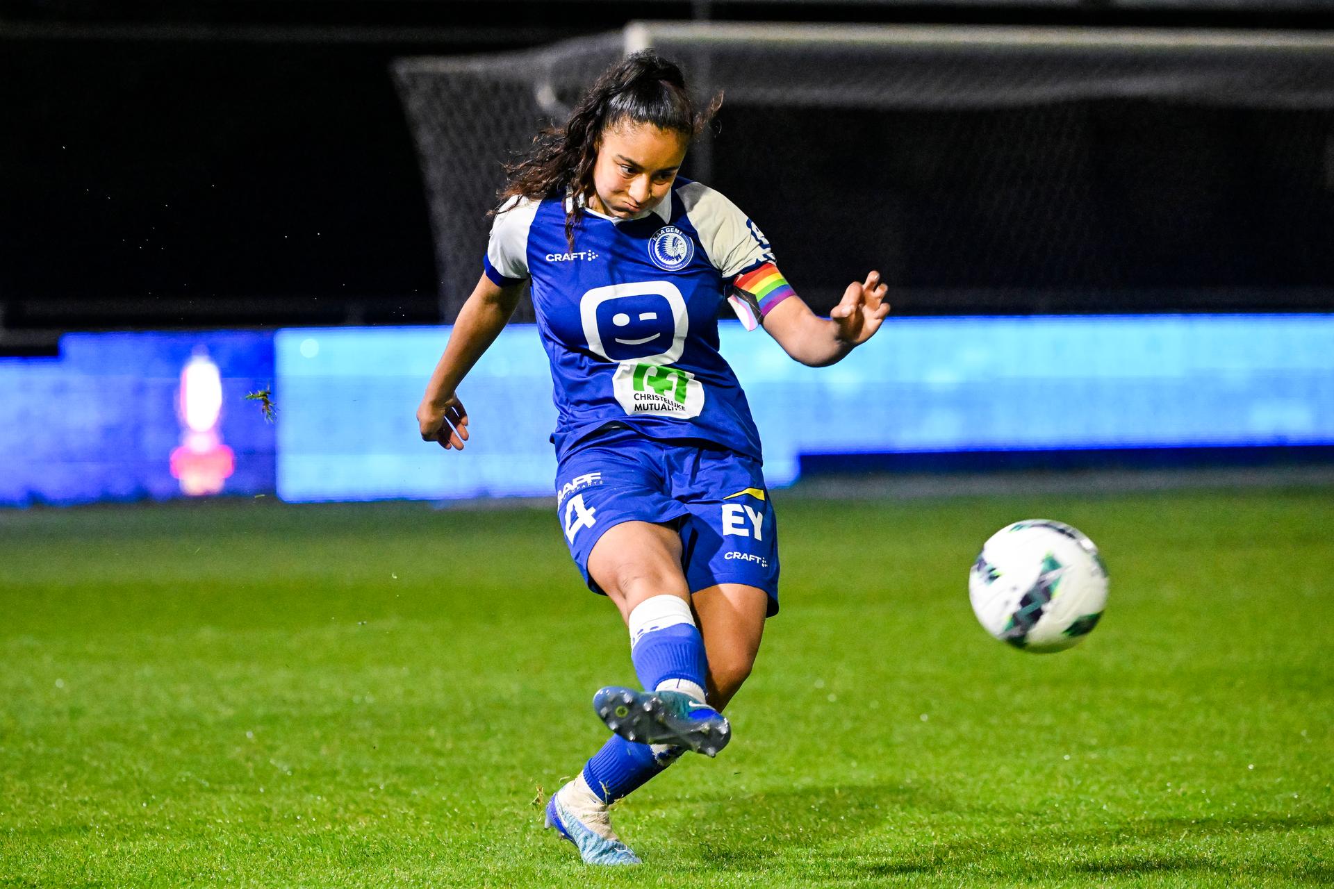 Kaa Gent Ladies's Nia Elyn pictured in action during a soccer game between KAA Gent Ladies and Standard Femina, Friday 17 May 2024 at the Chillax Arena in Gent, on day 9 of the play-off group A of the Super League women's competition. BELGA PHOTO TOM GOYVAERTS