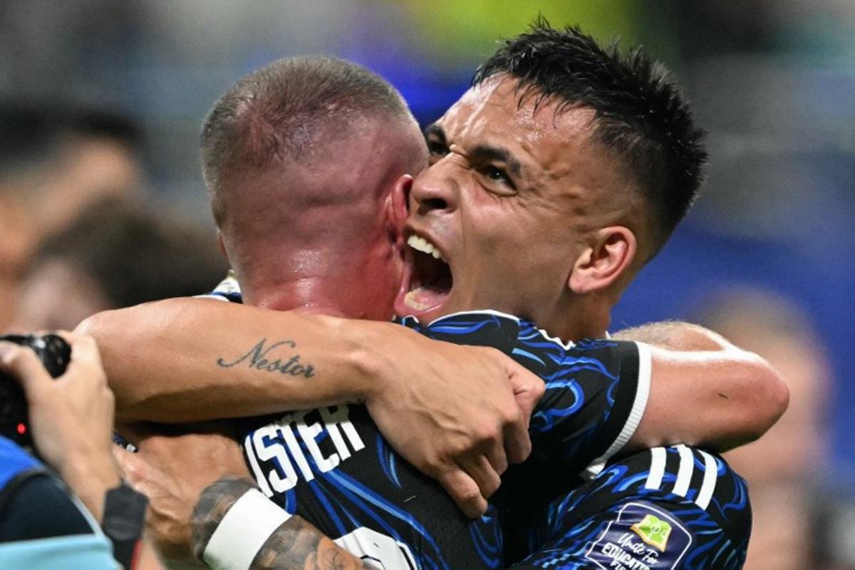 Argentina's forward #22 Lautaro Martinez celebrates after winning the 2026 World Cup football tournament semi-final match between England and Argentina at the Atlanta Stadium in Atlanta on July 15, 2026.   ROBERTO SCHMIDT / AFP