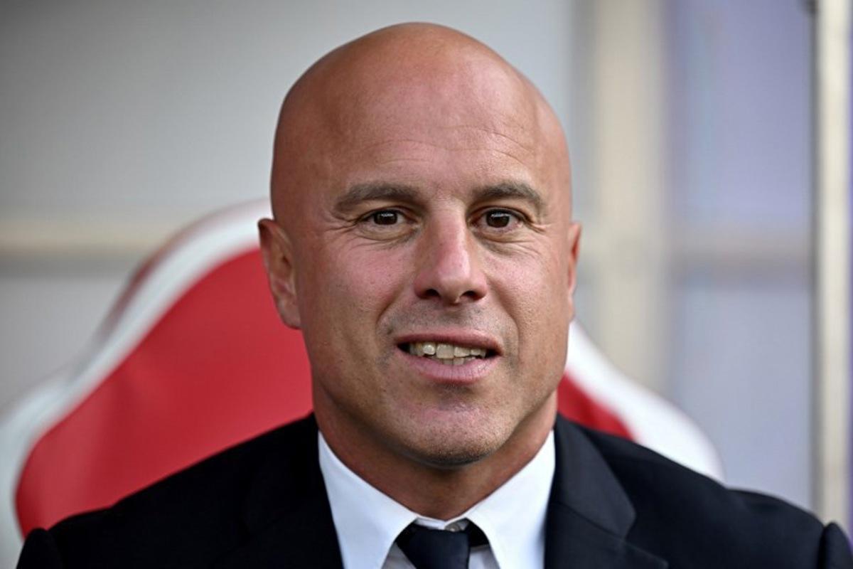Italy's head coach Andrea Soncin looks on during the UEFA Women's Euro 2025 Group B football match between Belgium and Italy at the Stade de Tourbillon in Sion, on July 3, 2025.  Fabrice COFFRINI / AFP