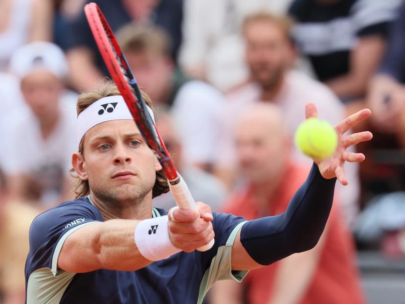 Belgian Zizou Bergs pictured during a doubles tennis match between Belgian-Dutch Pair Bergs-De Jong and Portuguese-French pair Borges-Rinderknech, in the first round of the men's doubles at the Roland Garros Grand Slam tennis tournament, Thursday 29 May 2025 in Paris, France. The 2025 edition of Roland Garros takes place from May 24th to June 8th 2025. BELGA PHOTO BENOIT DOPPAGNE