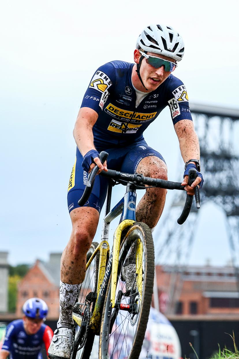 Belgian Victor Van de Putte pictured in action during and Belgian Victor Van de Putte pictured in action during the men elite race of the 'Exact Cross Beringen' cyclocross cycling event, Saturday 12 October 2024 in Beringen, race 1/7 of the Exact Cross competition. BELGA PHOTO DAVID PINTENS