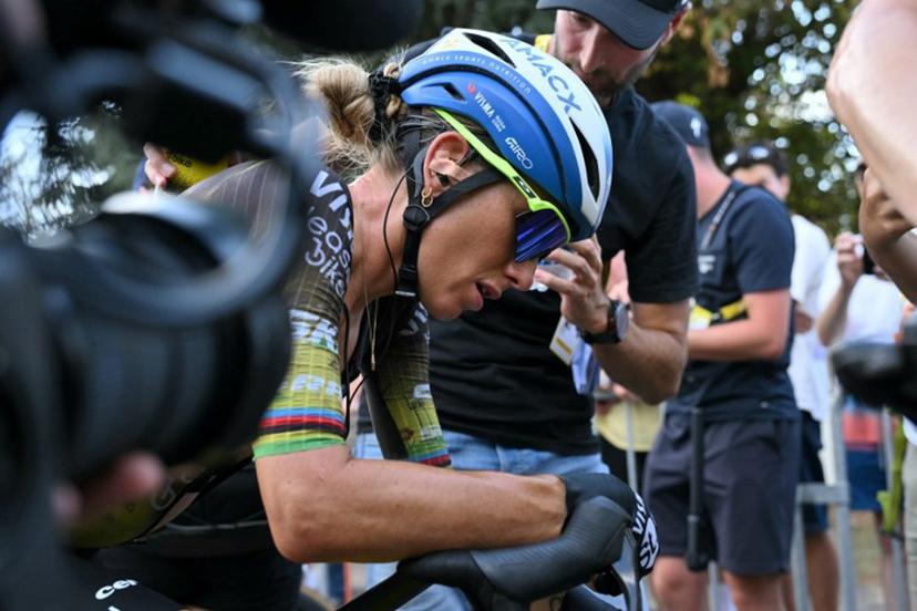 Team Visma | Lease a Bike's French rider Pauline Ferrand-Prevot reacts after the 5th (out of 9) stage of the fifth edition of the Women's Tour de France cycling race, 140 km from Macon to Belleville-en-Beaujolais, in Belleville-en-Beaujolais, central France on August 5, 2026. NICOLAS TUCAT / AFP