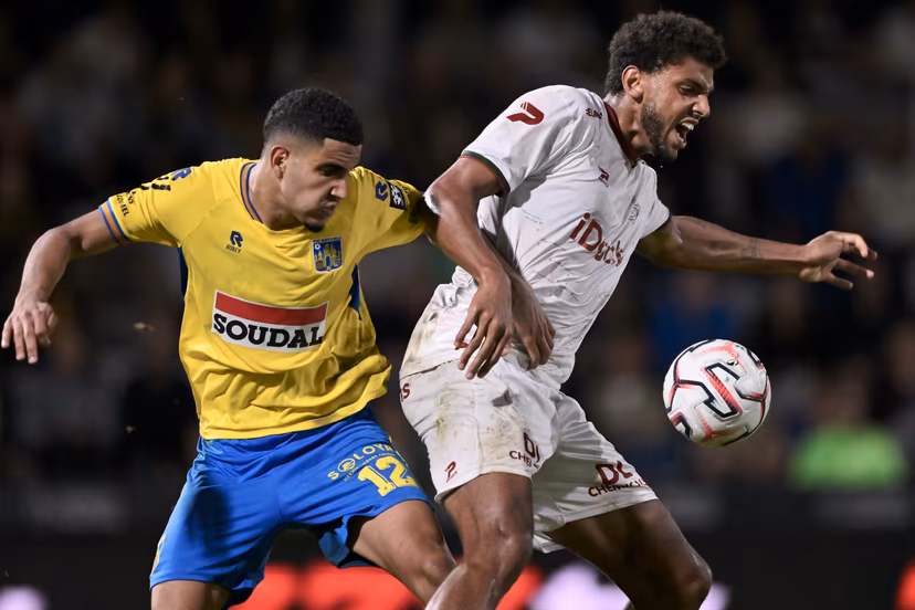 Westerlo's Reda Laalaoui and Essevee's Anosike Ementa fight for the ball during a soccer match between KVC Westerlo and Zulte Waregem, Sunday 30 August 2026 in Westerlo, on day 4 of the 2026-2027 'Jupiler Pro League' first division of the Belgian championship. BELGA PHOTO JOHAN EYCKENS