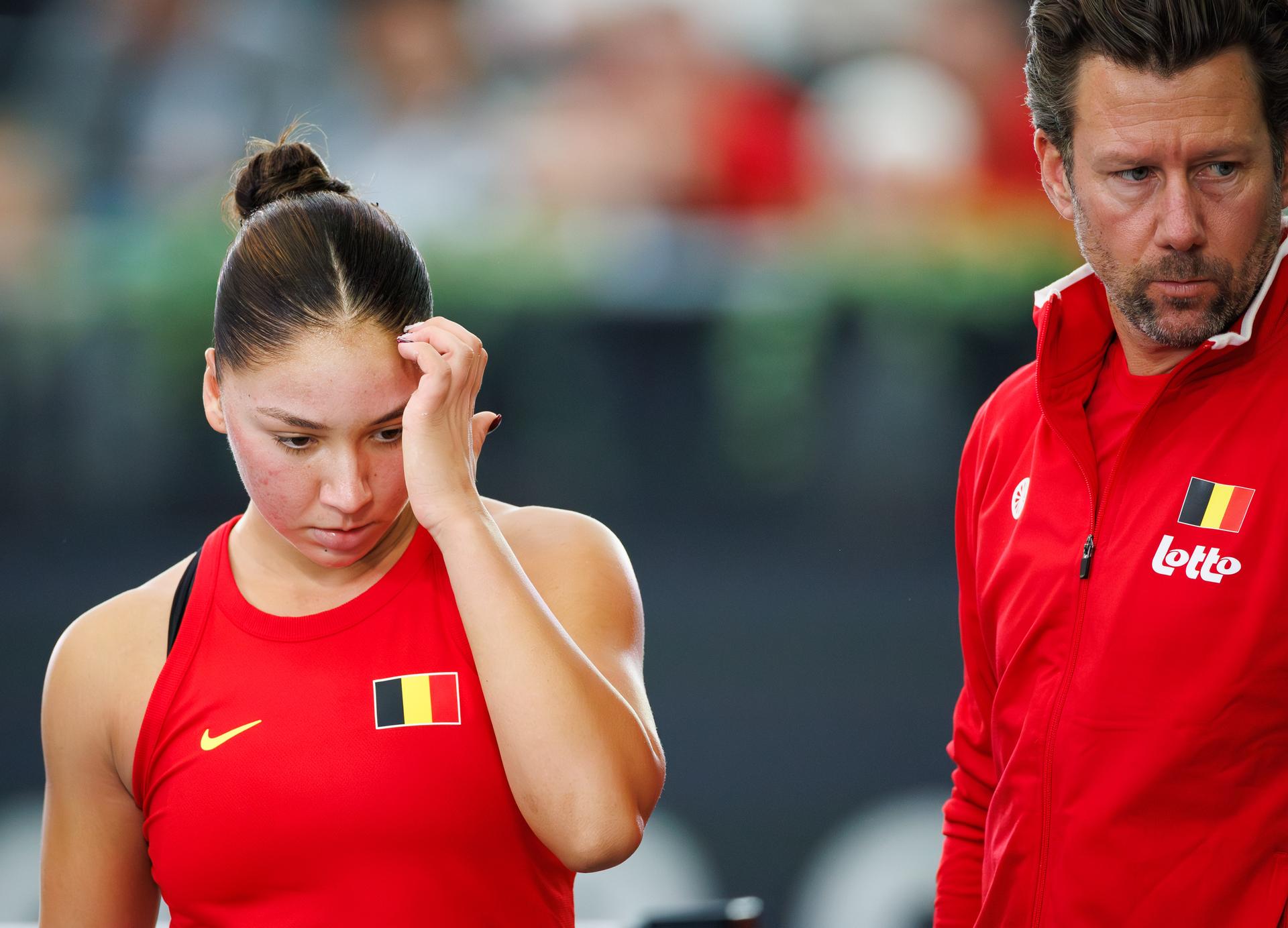 Belgian Sofia Costoulas and Belgian team captain Wim Fissette pictured during the first game between Belgian Costoulas and Turkish Aksu in the Billie Jean King Cup Play-offs, between Belgium and Turkey, on Saturday 15 November 2025 in Ismaning, Germany. PHOTO BENOIT DOPPAGNE
