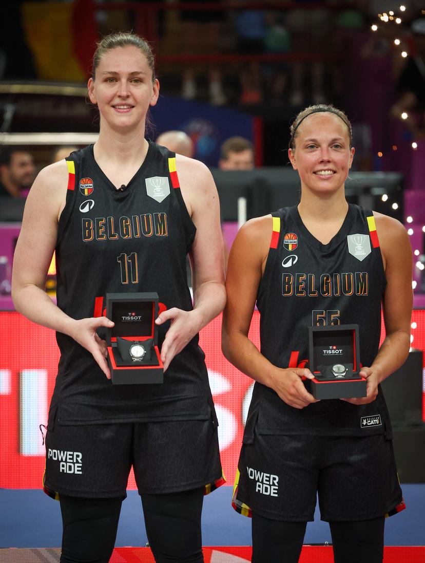 Belgium's Julie Vanloo and Belgium's Emma Meesseman react- during after winning a basketball match between Spain and Belgian national team 'the Belgian Cats' on Sunday 29 June 2025 in Piraeus, Greece, the final of the FIBA Women's EuroBasket 2025. BELGA PHOTO VIRGINIE LEFOUR