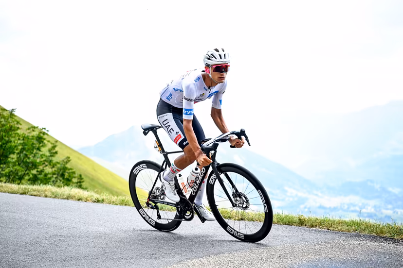 Mexican Isaac Del Toro of UAE Team Emirates XRG pictured in action during stage 20 of the 2026 Tour de France cycling race, a stage of 171km Le Bourg d'Oisans to Alpe d'Huez, on Saturday 25 July 2026. The 113th edition of the Tour de France starts on Saturday 4 July in Barcelona, Spain, and will finish in Paris, France on the 26th of July. BELGA PHOTO JASPER JACOBS
