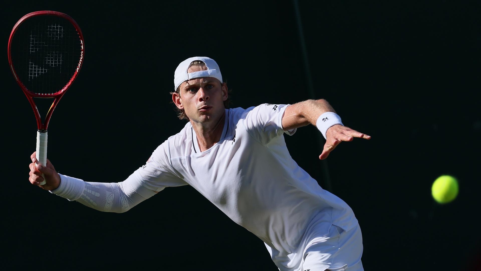 Belgian Zizou Bergs pictured in action during a tennis match between Belgian Bergs and British Fery, in the third round of the Men's singles at the Wimbledon grand slam tennis tournament in London, Britain, Saturday 04 July 2026. BELGA PHOTO BENOIT DOPPAGNE