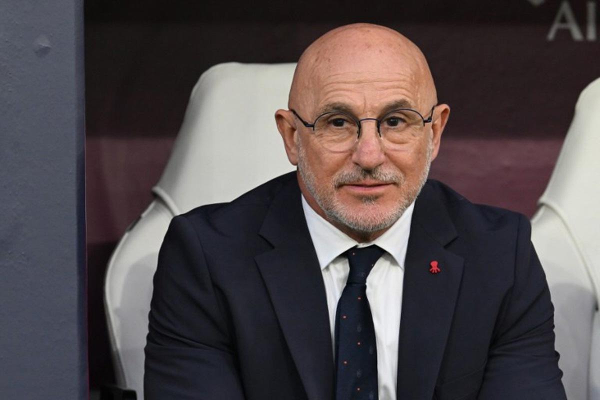Spain's head coach Luis de la Fuente looks on prior to the UEFA Nations League semi-final football match between Spain and France in Stuttgart, southwestern Germany, on June 5, 2025. THOMAS KIENZLE / AFP