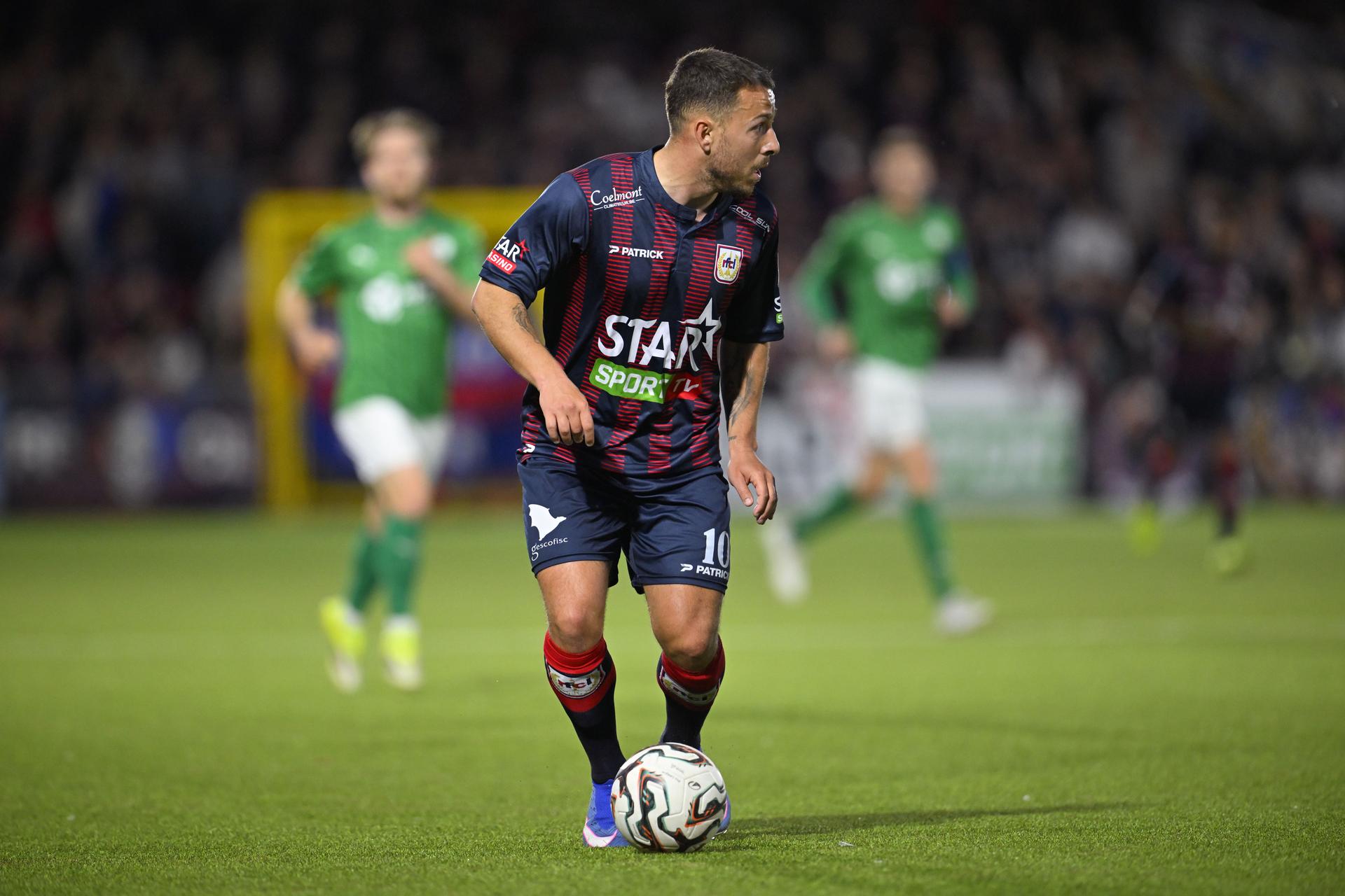 Liege's Kylian Hazard controls the ball during a soccer game between RFC Liege and Lommel SK, Monday 27 April 2026 in Liege, the return leg of the Semi-Finals of the Promotion Play-Offs of the 2025-2026 'Challenger Pro League' 1B second division of the Belgian championship. Lommel won 3-0 the first leg. BELGA PHOTO JOHN THYS