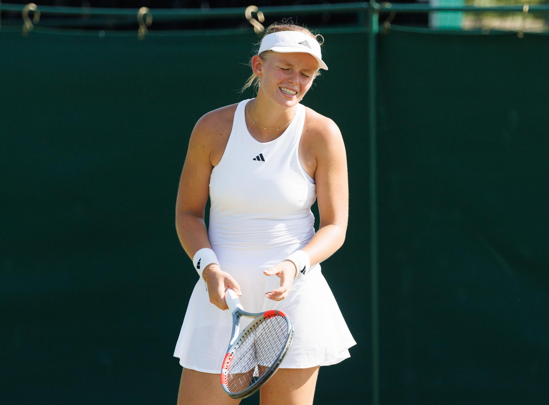 Belgian Jeline Vandromme reacts as she is losing the third and last set during a tennis match between Georgian Bolkvadze and Belgian Vandromme, a qualifier for the women's singles at the Wimbledon grand slam tennis tournament in London, Britain, Thursday 25 June 2026. The main tournament is starting next Monday. BELGA PHOTO BENOIT DOPPAGNE