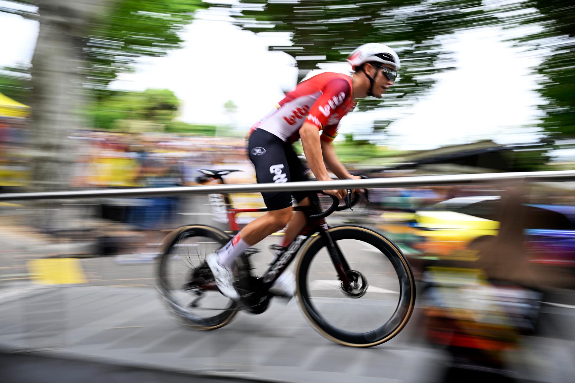 Belgian Arnaud De Lie of Lotto Cycling Team pictured before stage 17 of the 2025 Tour de France cycling race, from Bollene to Valence (161km), on Wednesday 23 July 2025 in France. The 112th edition of the Tour de France starts on Saturday 5 July in Lille, France, and will finish in Paris, France on the 27th of July. BELGA PHOTO JASPER JACOBS