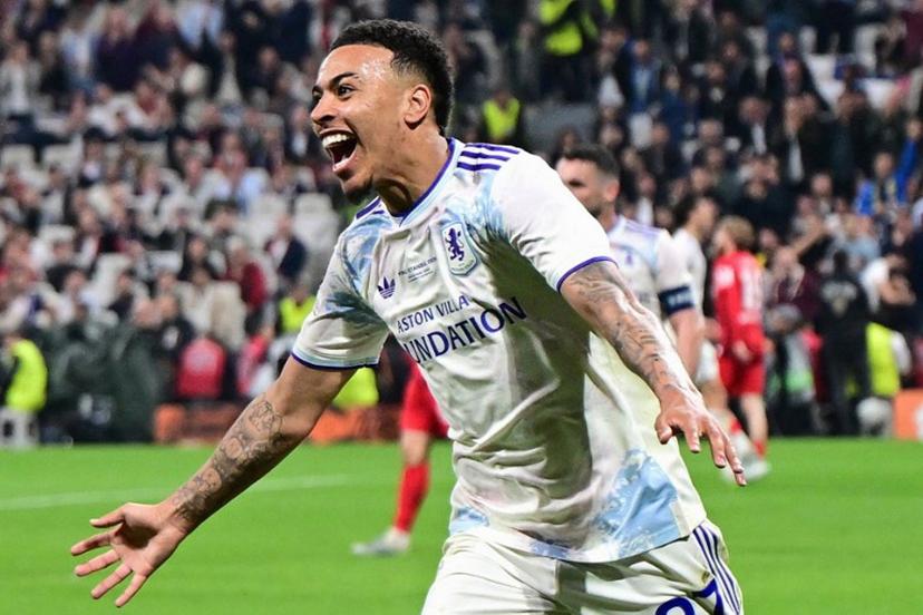 Aston Villa's English midfielder #27 Morgan Rogers celebrates after scoring his team's third goal during the UEFA Europa League final football match between SC Freiburg and Aston Villa at Besiktas Park in Istanbul on May 20, 2026. YASIN AKGUL / AFP