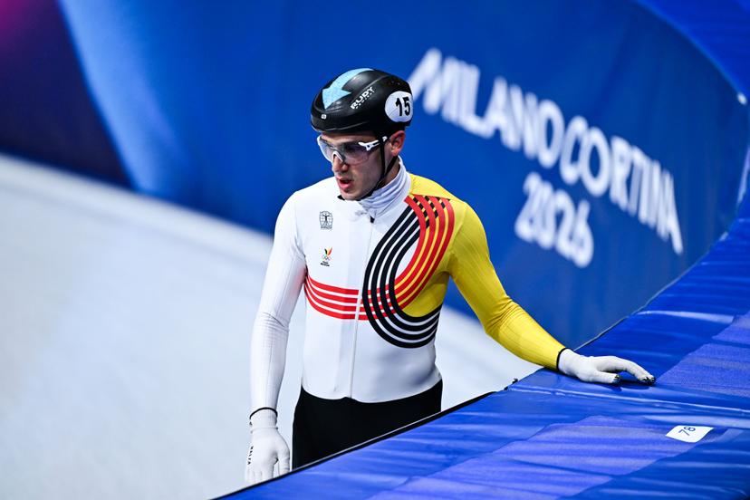 Belgian shorttrack skater Stijn Desmet pictured in action during the quarterfinals of the men's 1500m Short Track Speed Skating, at the Milano Cortina 2026 Olympic Winter Games, on Saturday 14 February 2026 in Milan, Italy. The XXV Winter Olympics take place from 6 to 22 February 2026 in Italy. BELGA PHOTO JASPER JACOBS