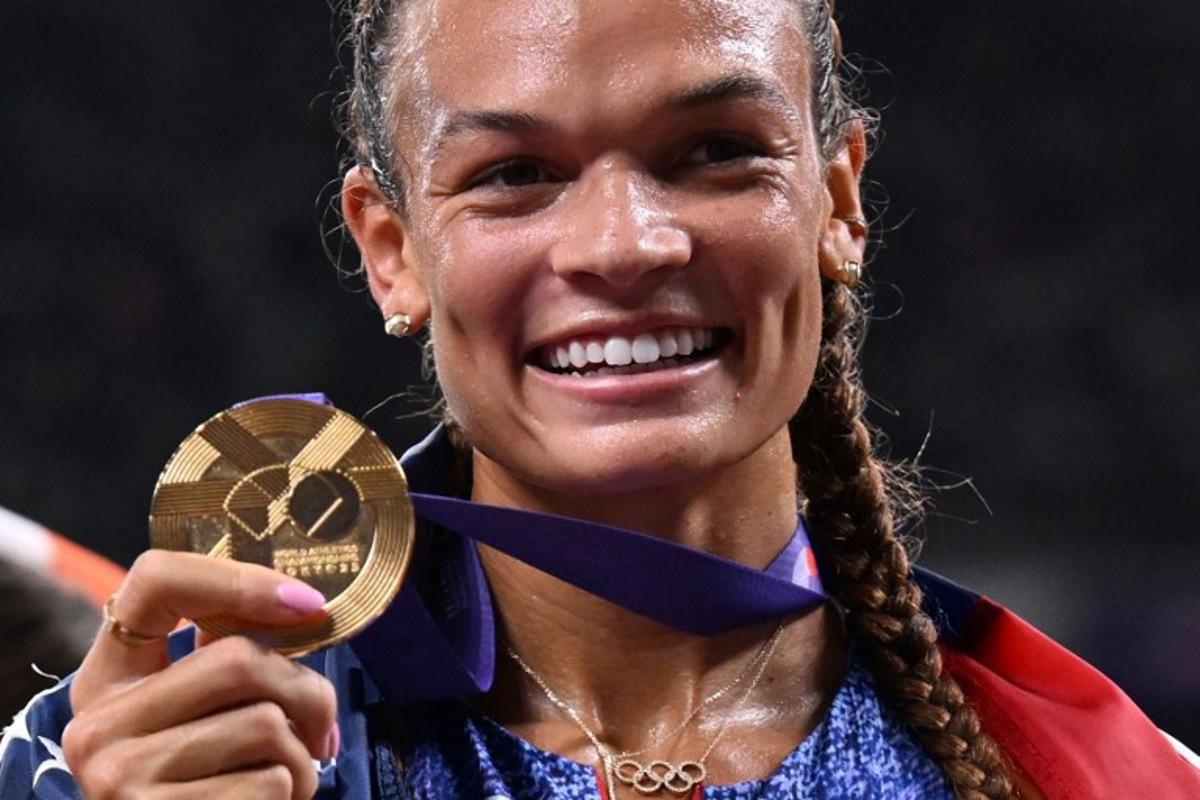 US' Anna Hall celebrates after the women's heptathlon 800m during the World Athletics Championships in Tokyo on September 20, 2025. Jewel SAMAD / AFP